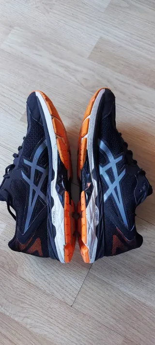 Zapatillas Asics Gel Glyde 2 Negras Naranja