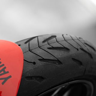 Yamaha Tracer 9 Roja