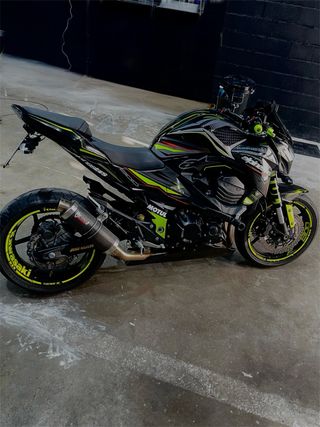Kawasaki Z800e 2016