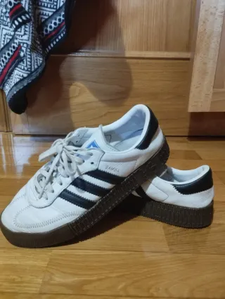 Adidas Samba Blancas y Negras