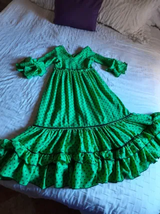Traje Flamenca Niña Verde Lunares