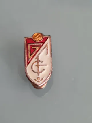 Pin Granada CF