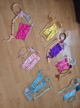 Complementos Disfraz Princesa (todos 30€, 5€/pack)