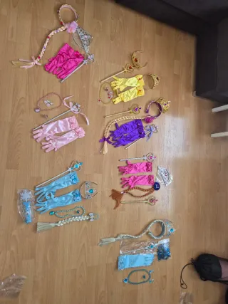 Complementos Disfraz Princesa (todos 30€, 5€/pack)