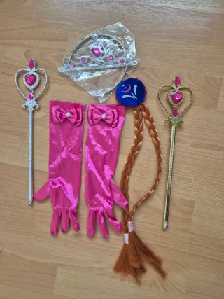 Complementos Disfraz Princesa (todos 30€, 5€/pack)