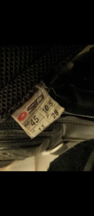 Botas de moto Sidi negras y azules