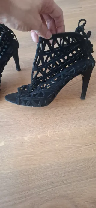 Sandalias negras ante tacón T40