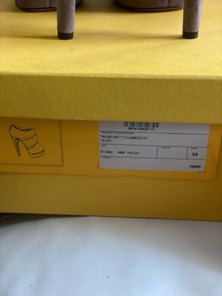 Zapatos Fendi Ante Talla 39 Gris Marrón