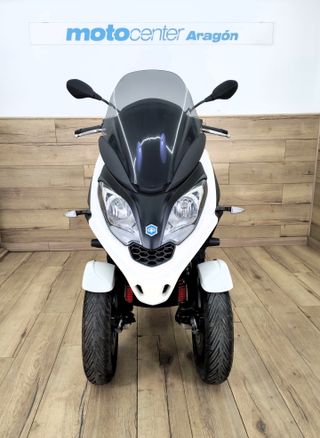 PIAGGIO MP3 300 HPE SPORT