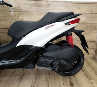 PIAGGIO MP3 300 HPE SPORT