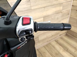 PIAGGIO MP3 300 HPE SPORT