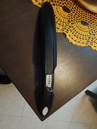 Parafango anteriore e-bike in plastica .