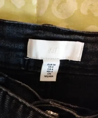 Pantalón corto mujer negro con cinturón