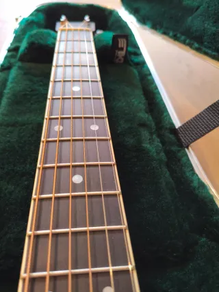 Guitarra Martin D-35 (NUEVA SIN ESTRENAR)