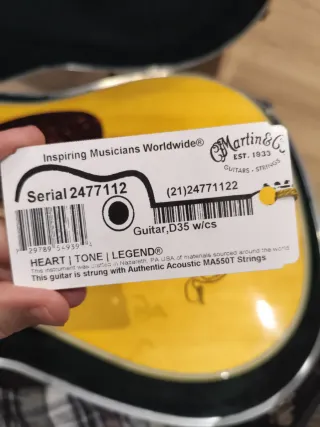 Guitarra Martin D-35 (NUEVA SIN ESTRENAR)