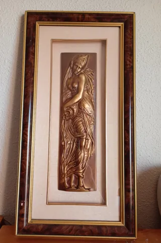 Cuadro Decorativo Mujer Bronce