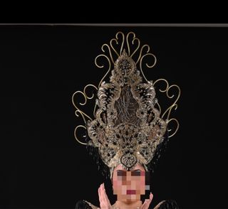 Tocado de Carnaval Negro y Dorado