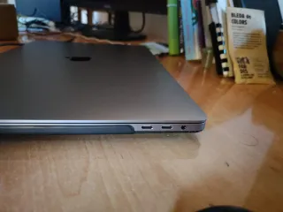 MacBook Pro 16 2019 16GB 1TB