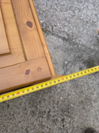 Armario de madera para colgar