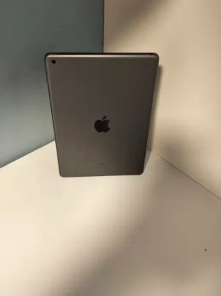 iPad 8va Gen Apple Negro/Plata