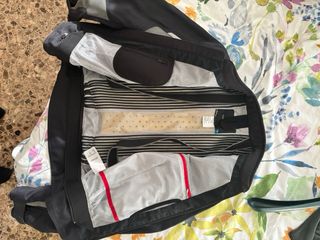 Chaqueta BMW  Negra y Gris.  Nueva