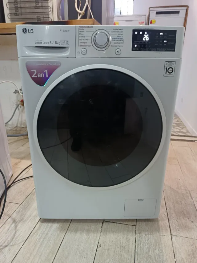 LAVASECADORA LG INVERTER 8KG A+++