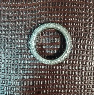 Anillo de plateado con circonitas