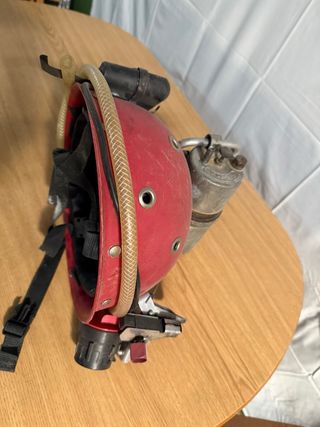 Casco espeleología Carburero con luz