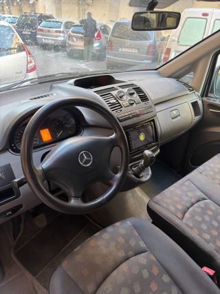 Mercedes-Benz Vito 2009