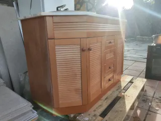 Mueble de baño retro madera y mármol