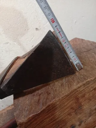 Antigua y bonita Azuela de forja