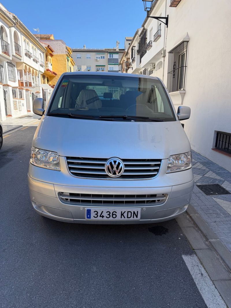 Volkswagen Multivan 2006 - foto 1