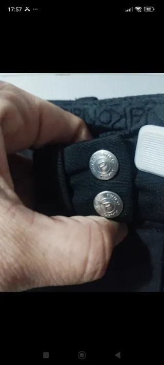 Lotto 3pz: M,Pinko pantaloni+cardigan+omaggio top