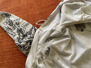 Chaqueta INSD con estampado