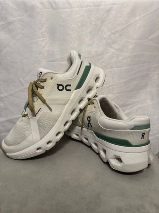 Scarpe On Running Uomo Tg 43