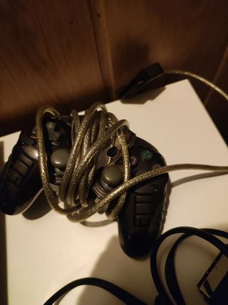 PlayStation 2 Fat Negra + Juegos y Accesorios