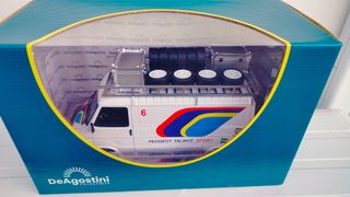 Citroen C35 Peugeot 1/18