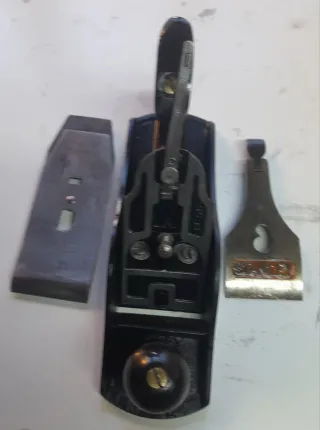 Cepillo de carpintero Stanley 4 1/2