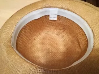 Sombrero de ala ancha sin estrenar