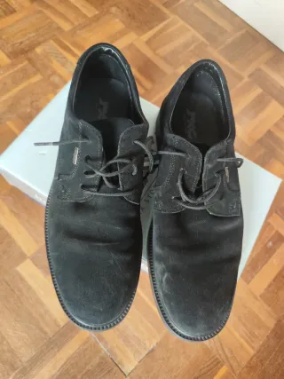 Zapatos de ante negros