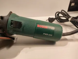 Amoladora Bosch 650W 115mm