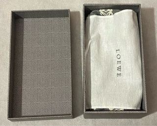 Neceser Loewe vintage Anagram con caja original
