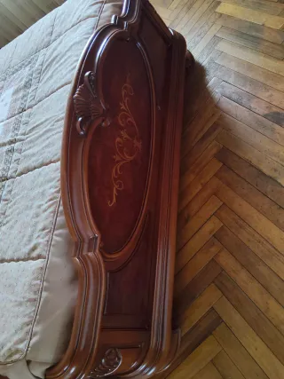 Dormitorio en madera.