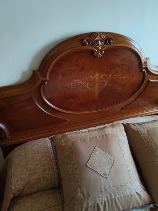 Dormitorio en madera.