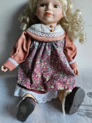 Bambola vintage ceramica