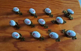 12 Tiradores, Pomos, para Cajones, Puertas  etc.