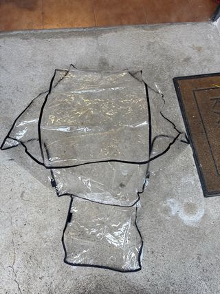 Carrito Bebé Kiduku Negro y Dorado