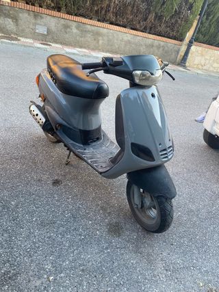 Piaggio Zip Gris Automática