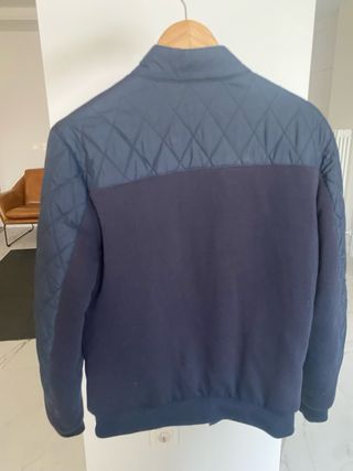 Cazadora acolchada azul hombre