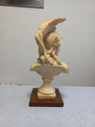 Figura Diosa Minerva